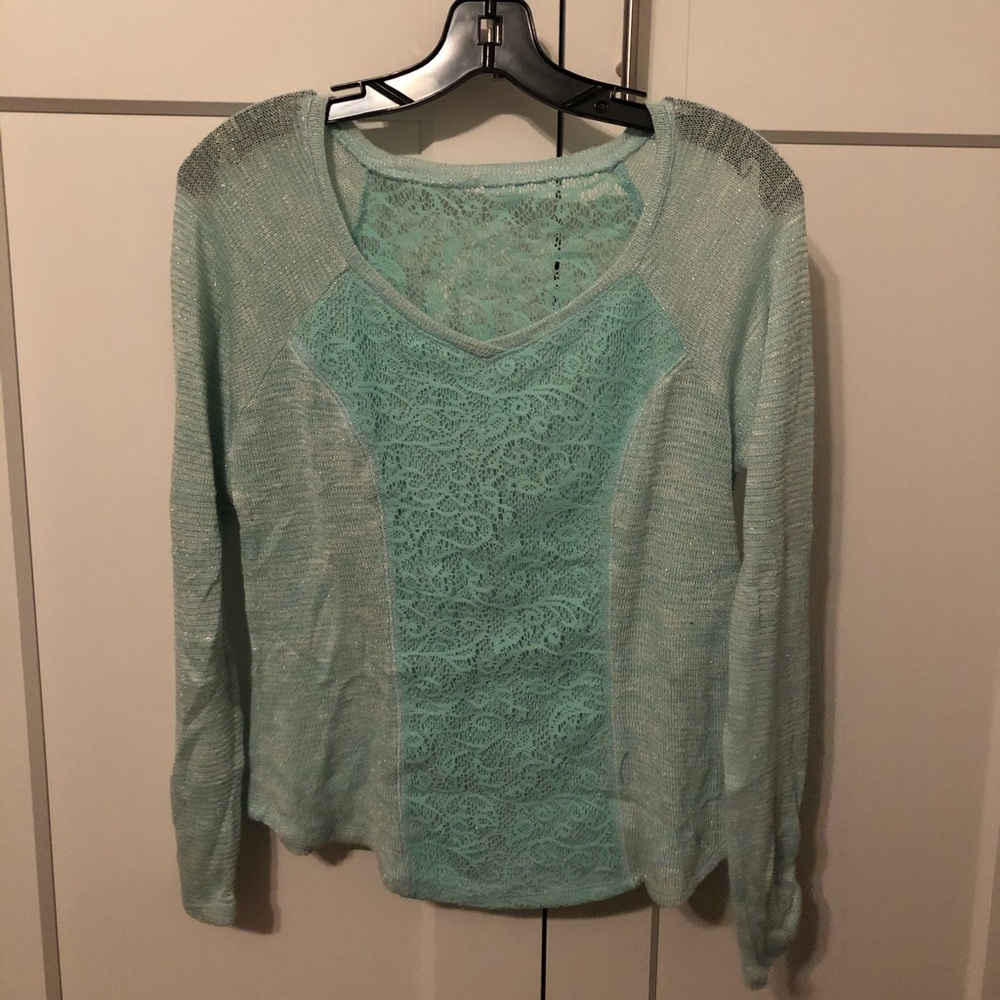Light blue, shimmer top
